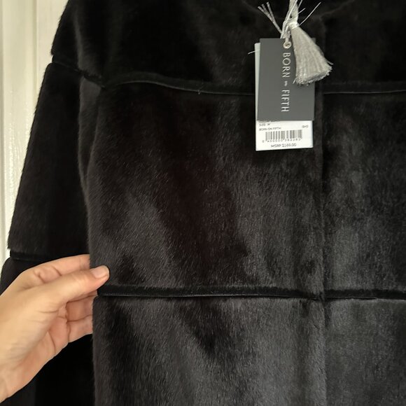 NWT Born on Fifth x Antonio Melani Faux Fur Cropped Jacket Black Size M - Picture 4 of 4